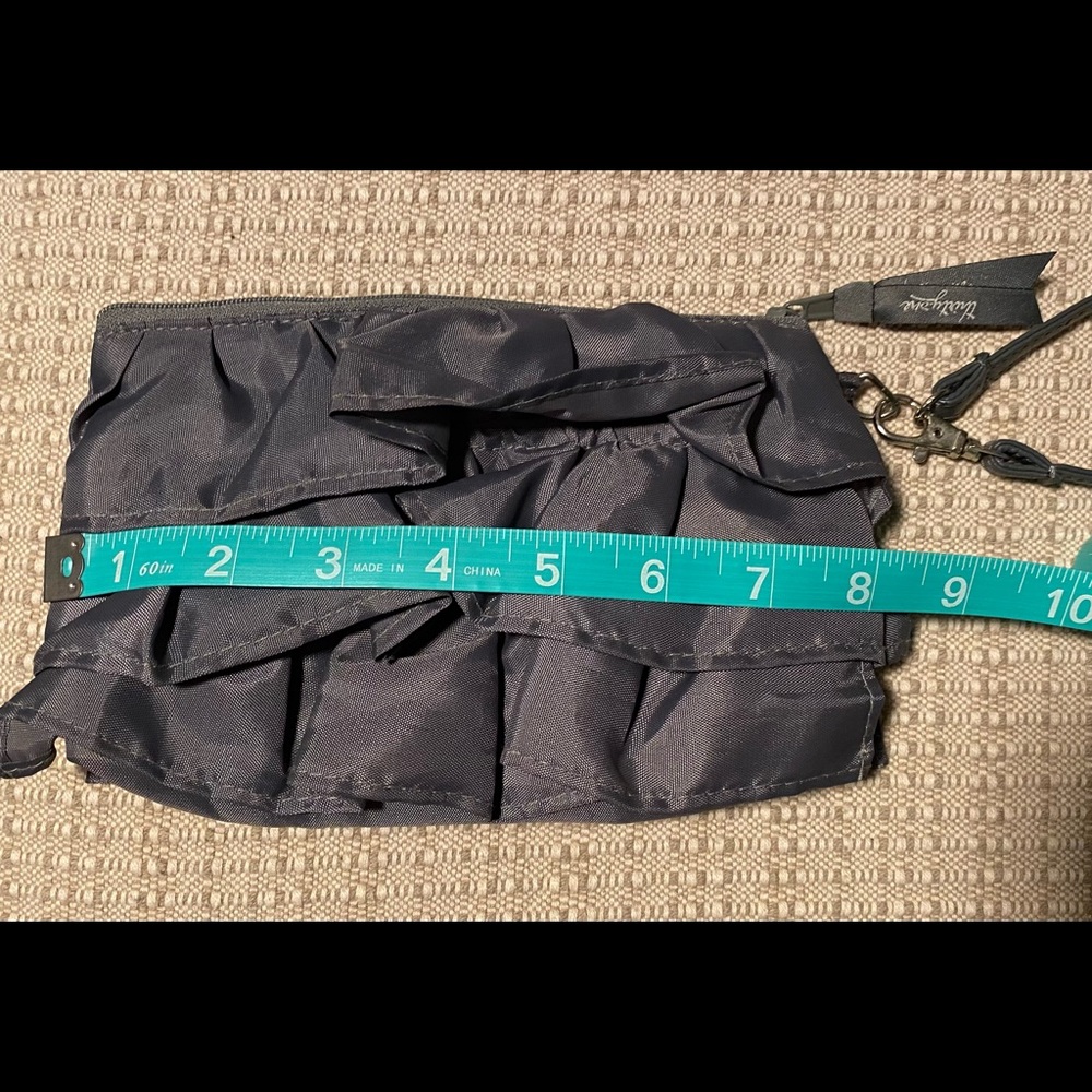 ThirtyOne Ruffle Wristlet - Picture 3 of 3